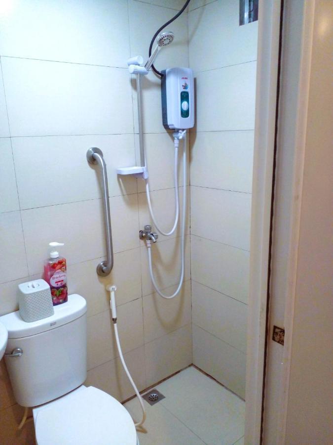 Makati Poblacion Hotel Mandaluyong Eksteriør billede